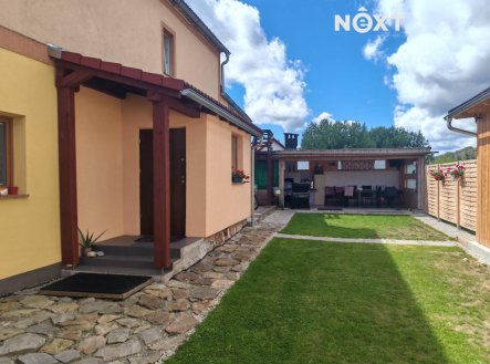 Prodej komerčního objektu, jiný, 1 200 m²
