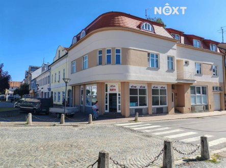 Pronájem komerčního objektu, obchodní centrum, 100 m²