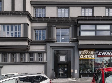 Pronájem kanceláře, 61 m²