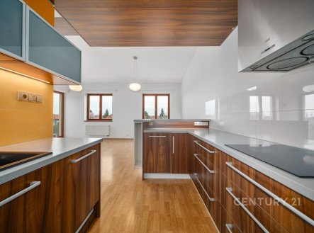 Prodej bytu, 4+kk, 122 m²