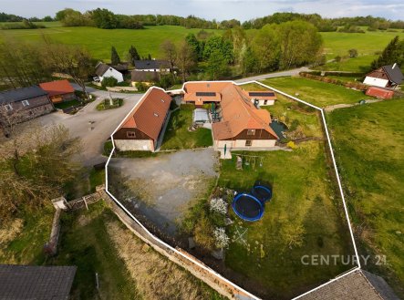 Prodej hotel, 1 320 m²