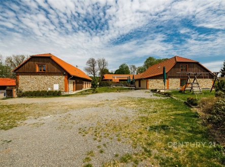 Prodej hotel, 1 320 m²