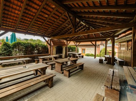 Prodej restaurace, 1 320 m²