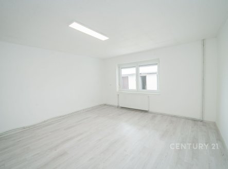 Pronájem bytu, 2+1, 70 m²