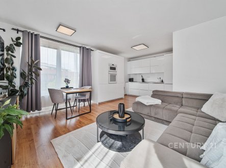 Pronájem bytu, 3+kk, 115 m²