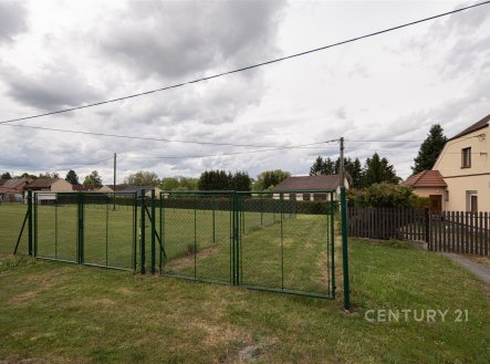 Prodej pozemku pro bydlení, 1 330 m²