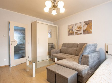 Prodej bytu, 1+1, 42 m²