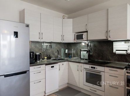 Pronájem bytu, 2+kk, 60 m²