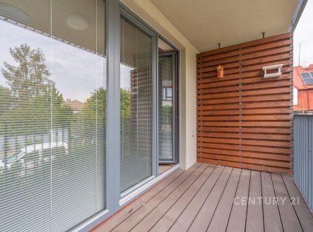 Pronájem bytu, 2+kk, 66 m²