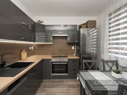 Pronájem bytu, 3+1, 61 m²