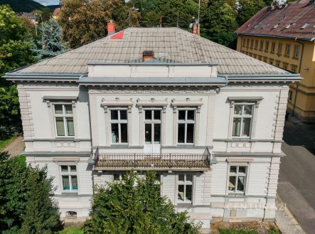 . | Prodej - dům/vila, 801 m²