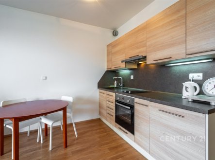 Pronájem bytu, 1+kk, 33 m²
