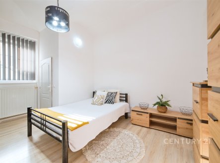 Pronájem bytu, 1+kk, 28 m²