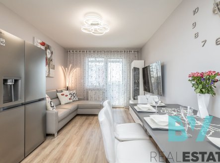 Prodej bytu, 2+kk, 68 m²