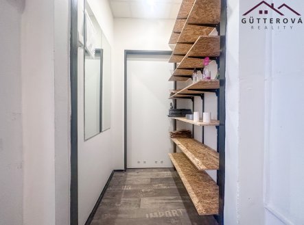 Pronájem obchodní prostory, 23 m²