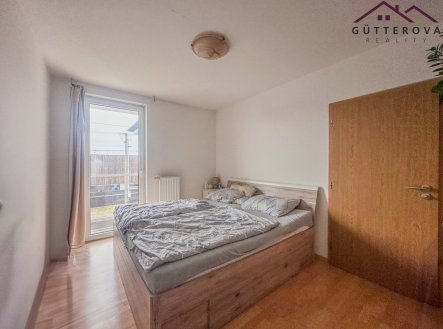 Pronájem bytu, 2+kk, 42 m²