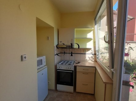 Pronájem bytu, 1+kk, 34 m²