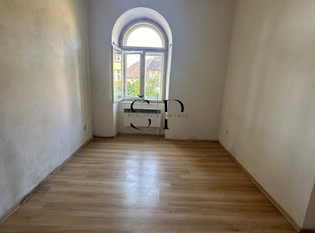 Pronájem bytu, 1+kk, 341 m²