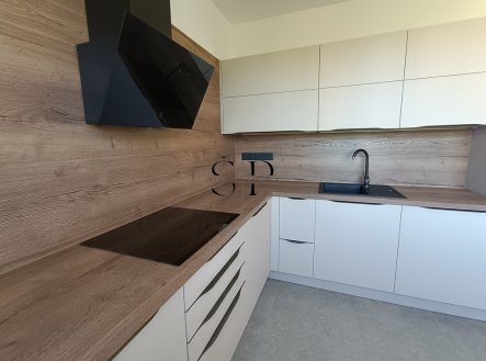 Pronájem bytu, 2+1, 65 m²