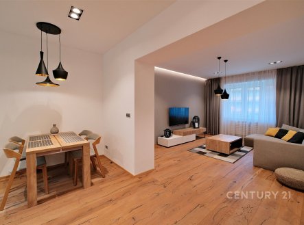 Pronájem bytu, 2+kk, 76 m²