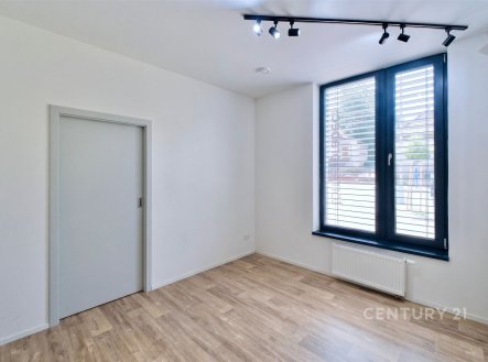 Pronájem obchodní prostory, 12 m²