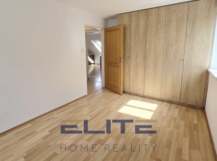 Pronájem bytu, 2+kk, 60 m²