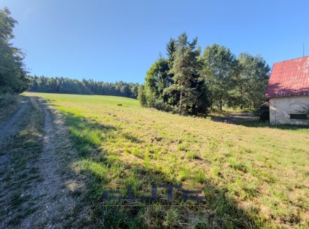 Prodej pozemku pro bydlení, 1 042 m²