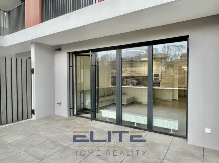 Pronájem bytu, 3+kk, 106 m²