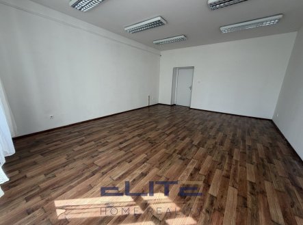Pronájem kanceláře, 33 m²