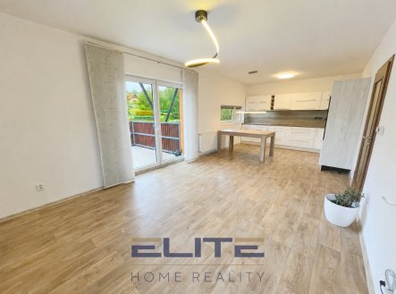Pronájem bytu, 3+kk, 81 m²