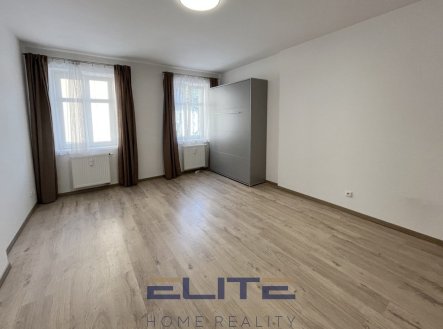 Pronájem bytu, 1+kk, 30 m²
