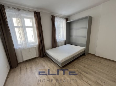 Pronájem bytu, 1+kk, 30 m²