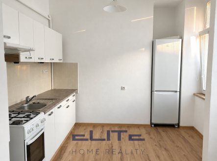 Pronájem bytu, 2+kk, 67 m²