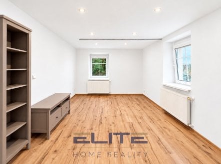 Pronájem bytu, 2+kk, 73 m²