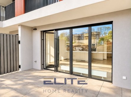 Pronájem bytu, 3+kk, 106 m²