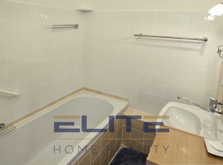 Pronájem bytu, 3+1, 90 m²