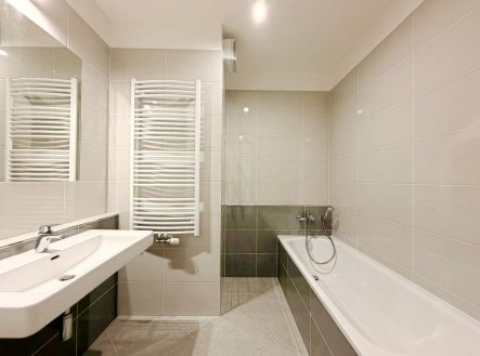 Pronájem bytu, 3+kk, 75 m²