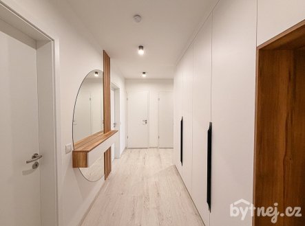 Pronájem bytu, 3+kk, 105 m²