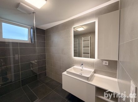 Pronájem bytu, 3+kk, 105 m²