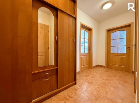 Pronájem bytu, 2+kk, 55 m²
