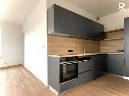 Pronájem bytu, 3+kk, 71 m²