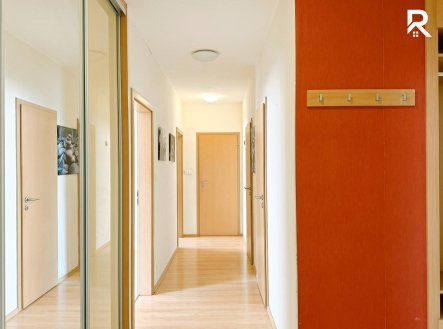 Pronájem bytu, 3+kk, 93 m²