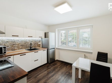 Pronájem bytu, 2+1, 56 m²