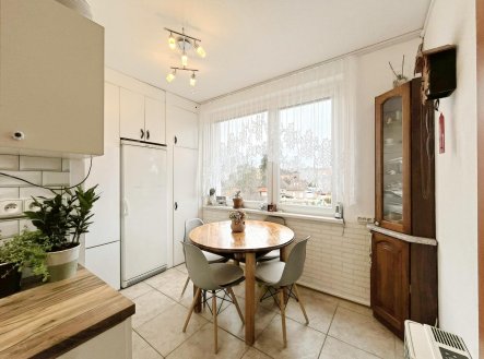 Pronájem bytu, 2+1, 55 m²