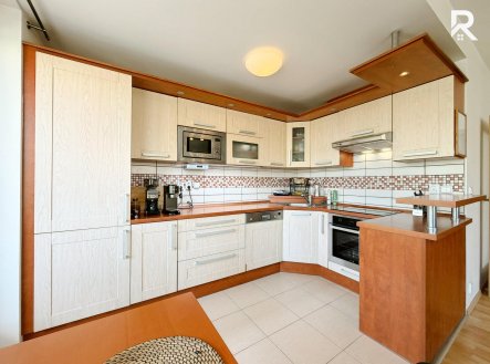 Pronájem bytu, 2+kk, 54 m²