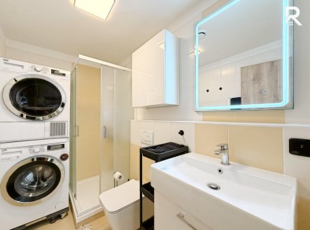 Pronájem bytu, 2+kk, 41 m²