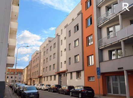 Pronájem bytu, 2+kk, 41 m²