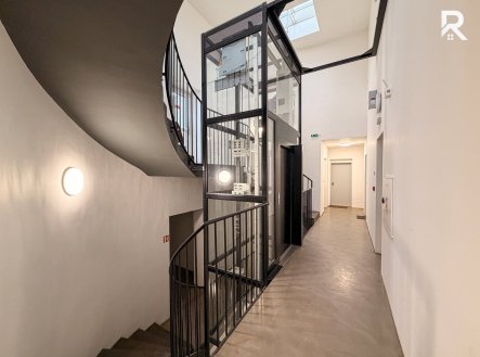 Pronájem bytu, 1+kk, 41 m²