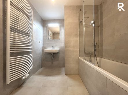 Pronájem bytu, 2+kk, 58 m²