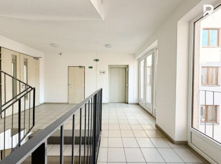 Pronájem bytu, 1+kk, 31 m²